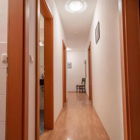 Appartement Neustift Near Stubai Glacier Skiing, Cleaning Included Neustift im Stubaital