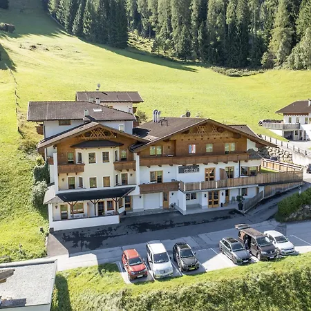 Neustift Near Stubai Glacier Skiing, Cleaning Included Neustift im Stubaital